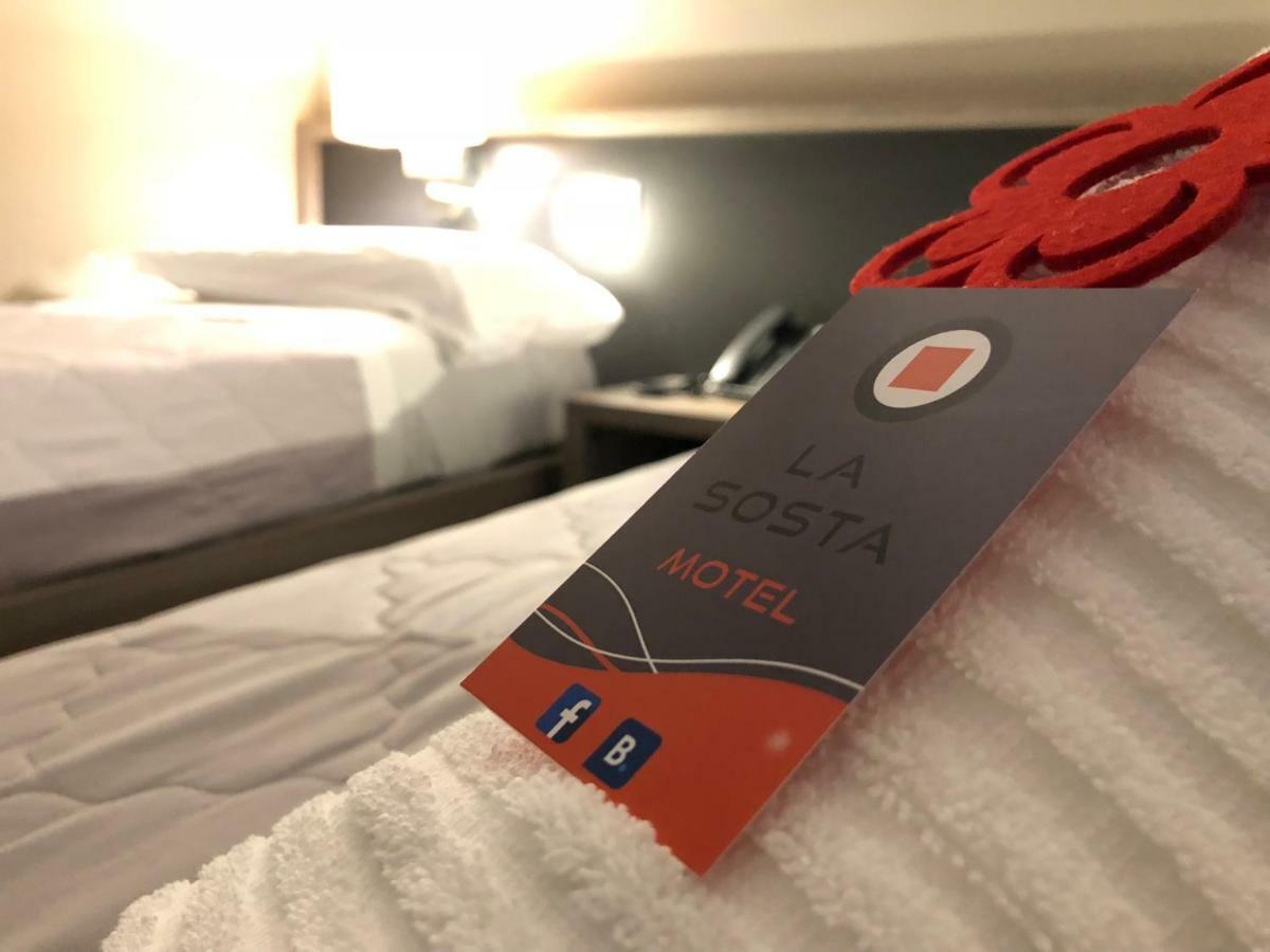 塔沃拉卡尔达索斯塔汽车旅馆及酒吧 马泰拉 外观 照片